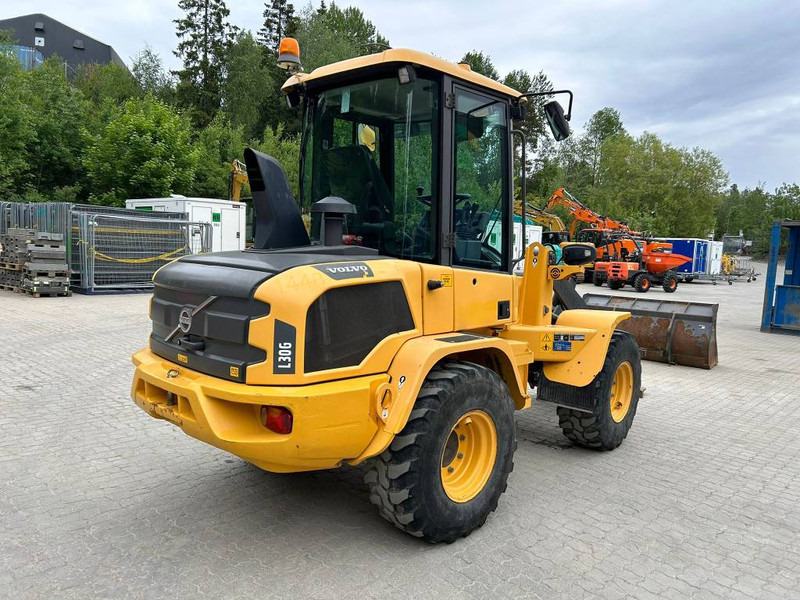 Volvo L 30 G - Chargeuse sur pneus: photos 5 Volvo L 30 G - Chargeuse sur pneus: photos 5