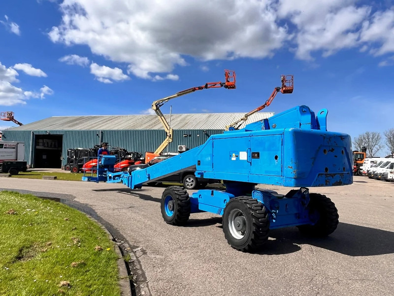 Aichi SP21AJ - Nacelle télescopique: photos 4 Aichi SP21AJ - Nacelle télescopique: photos 4