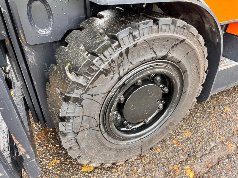 Chariot élévateur à gaz Doosan G55C-5 1593 HOURS: photos 9 Chariot élévateur à gaz Doosan G55C-5 1593 HOURS: photos 9