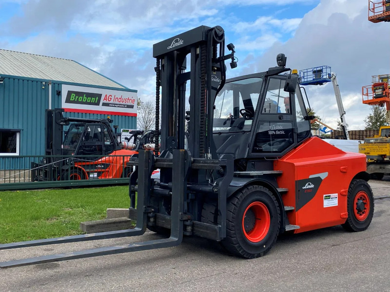 Linde E150 - Chariot élévateur électrique: photos 4 Linde E150 - Chariot élévateur électrique: photos 4