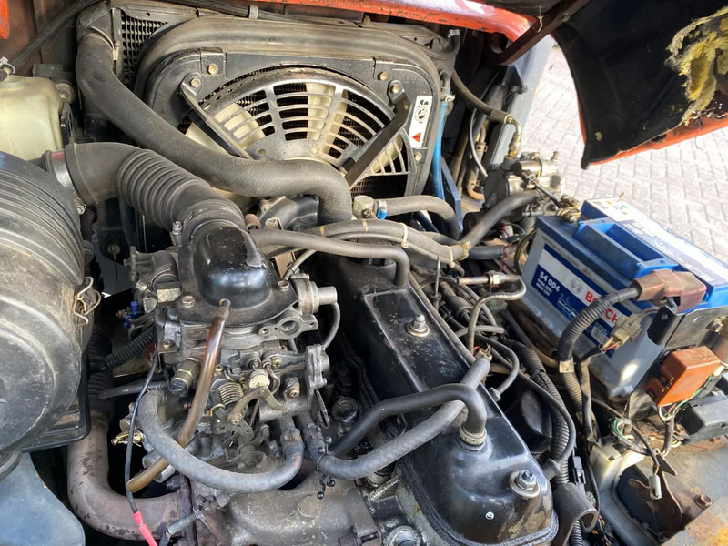 Chariot élévateur à gaz Toyota 42-6FGF25: photos 11 Chariot élévateur à gaz Toyota 42-6FGF25: photos 11