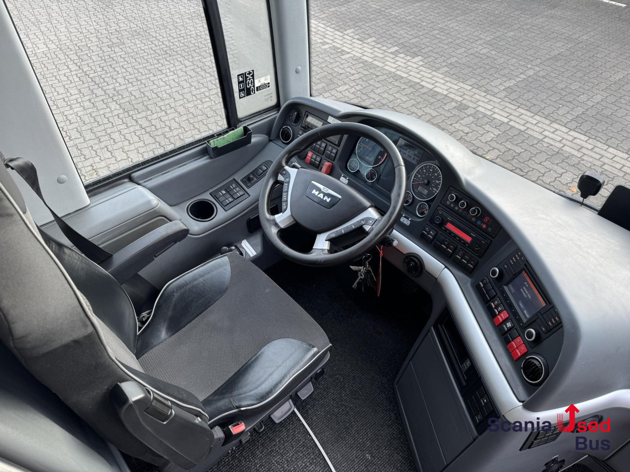 MAN Lion's Coach R08 13.8m 100 Years Edition - Autocar: photos 2 MAN Lion's Coach R08 13.8m 100 Years Edition - Autocar: photos 2