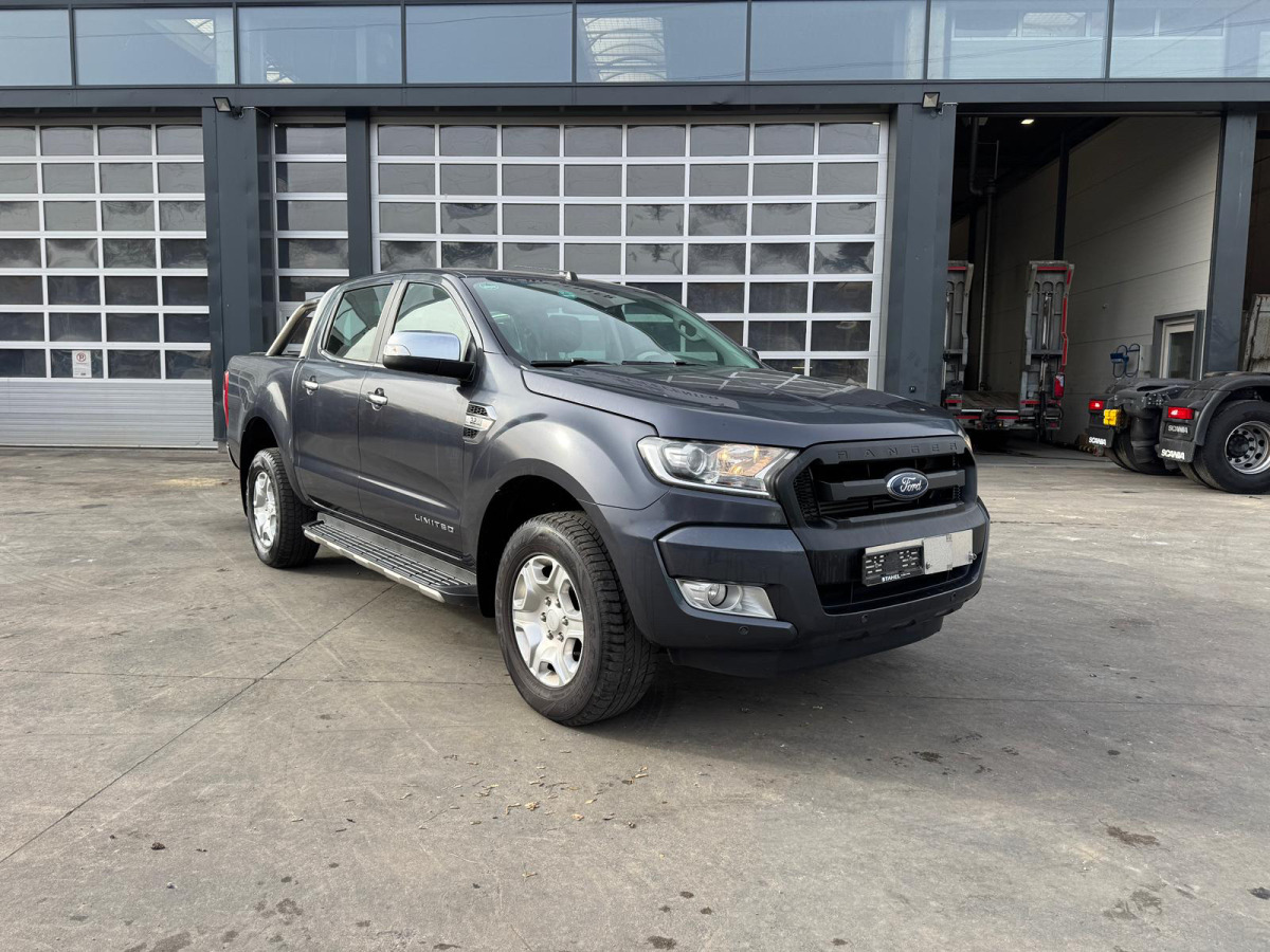 FORD Ranger 3.2 Diesel 4x4 - Autre matériel: photos 2 FORD Ranger 3.2 Diesel 4x4 - Autre matériel: photos 2
