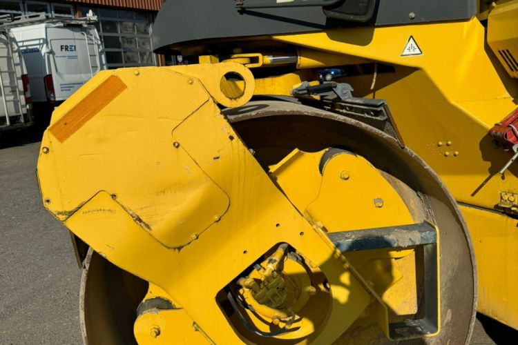 Rouleau compresseur BOMAG BW 184 AD: photos 6