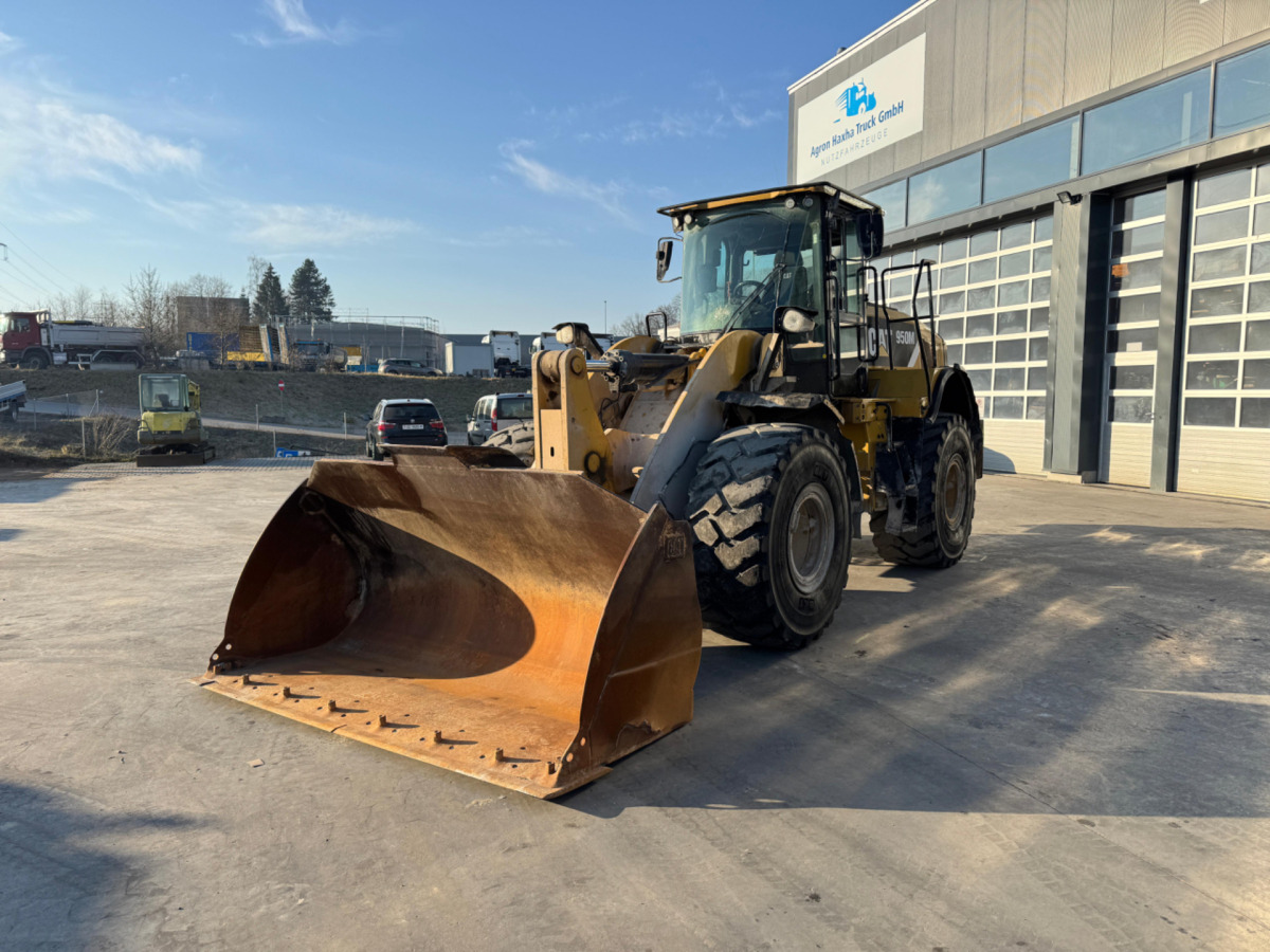 CATERPILLAR 950M - Chargeuse sur pneus: photos 1 CATERPILLAR 950M - Chargeuse sur pneus: photos 1