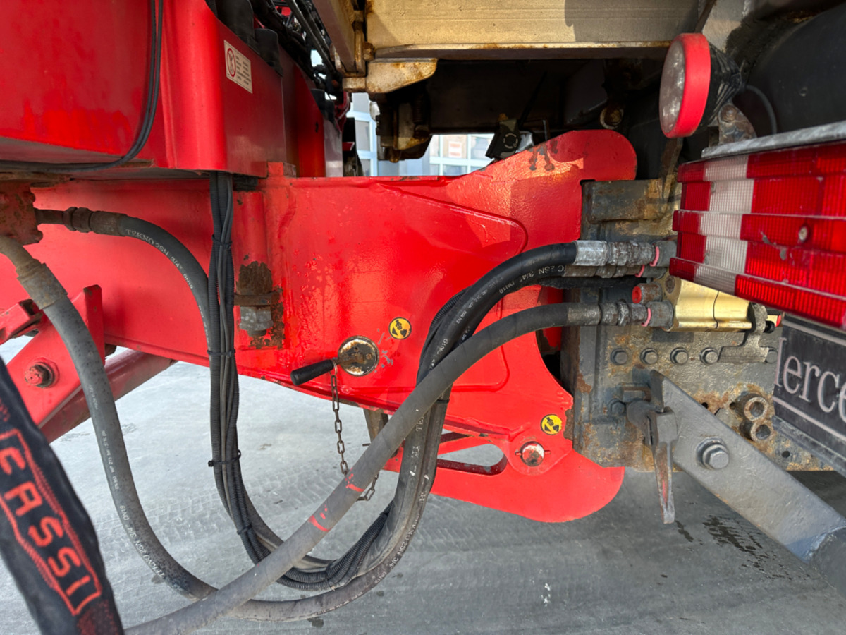 FASSI 185-5 mit Heckkonsole - Grue auxiliaire: photos 5 FASSI 185-5 mit Heckkonsole - Grue auxiliaire: photos 5