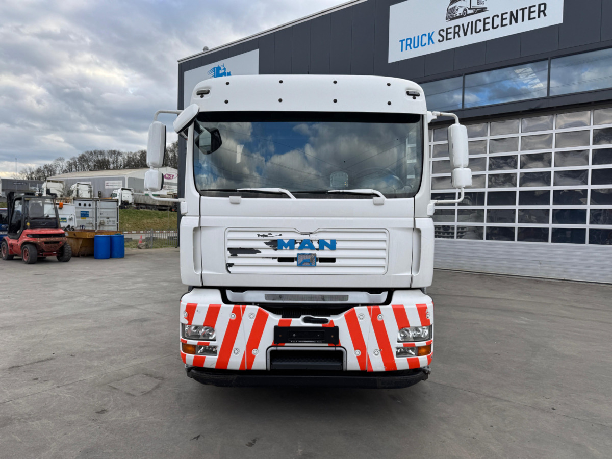 MAN TGA 26.440 6x2 PK16502-4 - Camion grue: photos 3 MAN TGA 26.440 6x2 PK16502-4 - Camion grue: photos 3