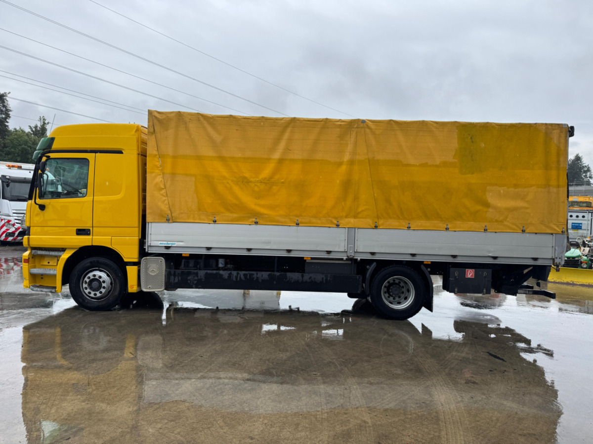 Camion à rideaux coulissants MERCEDES Actros 1835 4x2: photos 8