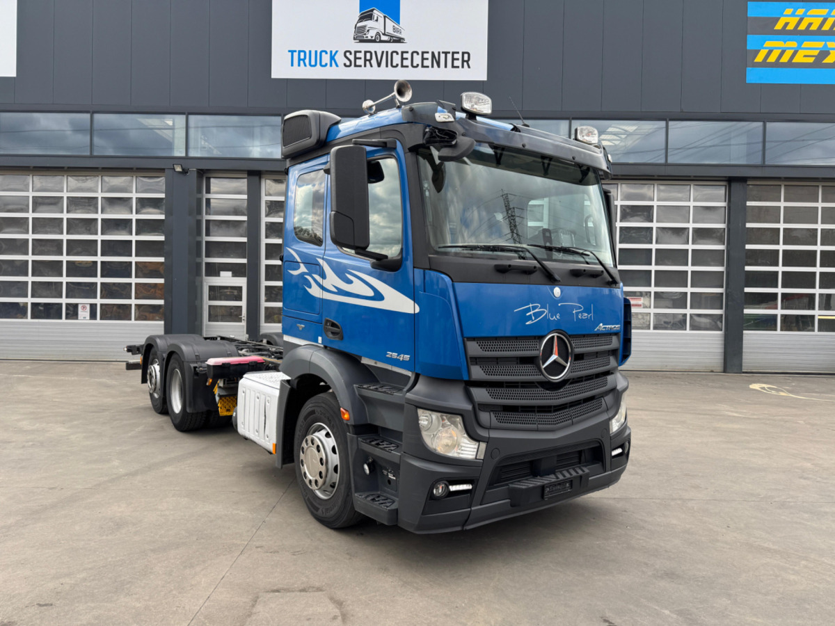 MERCEDES Actros 2545 6x2 - Châssis cabine: photos 3 MERCEDES Actros 2545 6x2 - Châssis cabine: photos 3