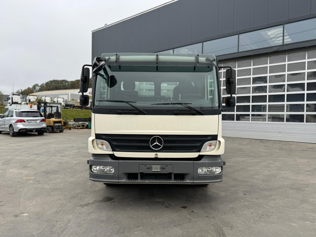 MERCEDES Atego 1329 4x2 Hiab 088-2 - Camion benne, Camion grue: photos 3 MERCEDES Atego 1329 4x2 Hiab 088-2 - Camion benne, Camion grue: photos 3
