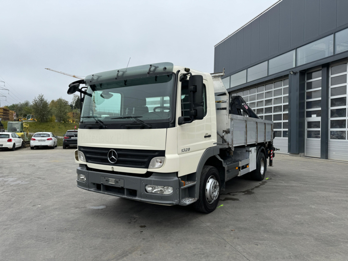 MERCEDES Atego 1329 4x2 Hiab 088-2 - Camion benne, Camion grue: photos 2 MERCEDES Atego 1329 4x2 Hiab 088-2 - Camion benne, Camion grue: photos 2