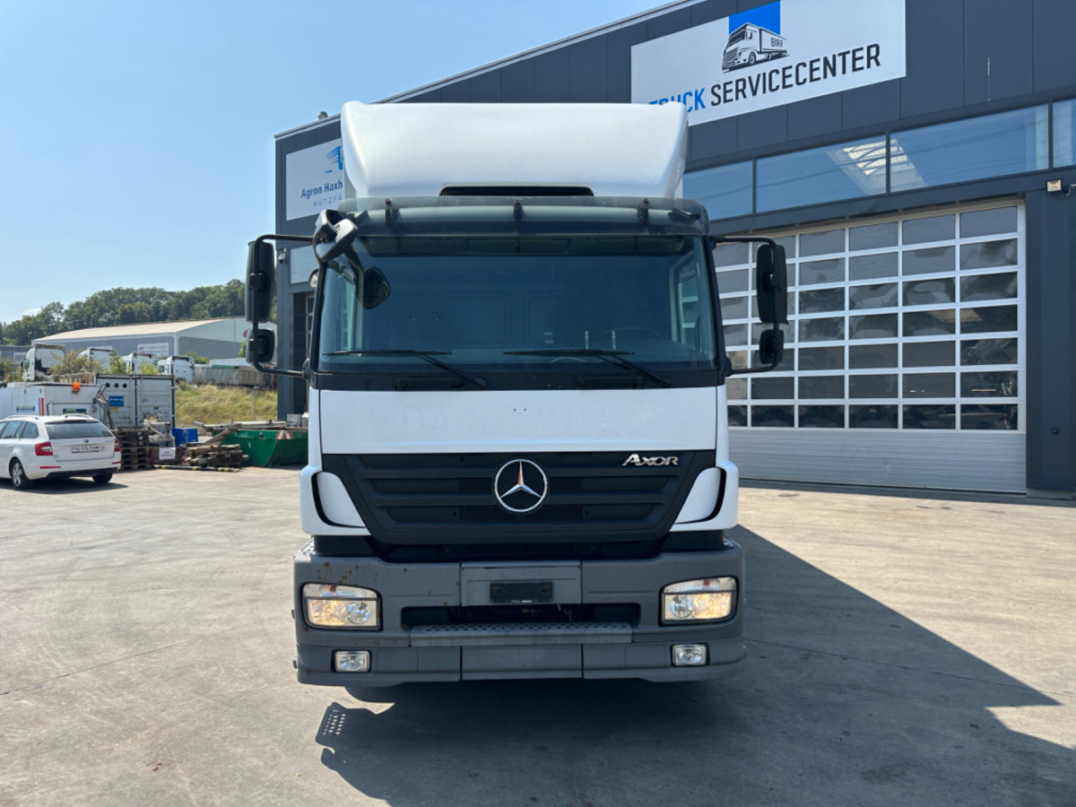 MERCEDES Axor 1833 4x2 Carrier Supra 850 Tiefkühler - Camion frigorifique: photos 2 MERCEDES Axor 1833 4x2 Carrier Supra 850 Tiefkühler - Camion frigorifique: photos 2