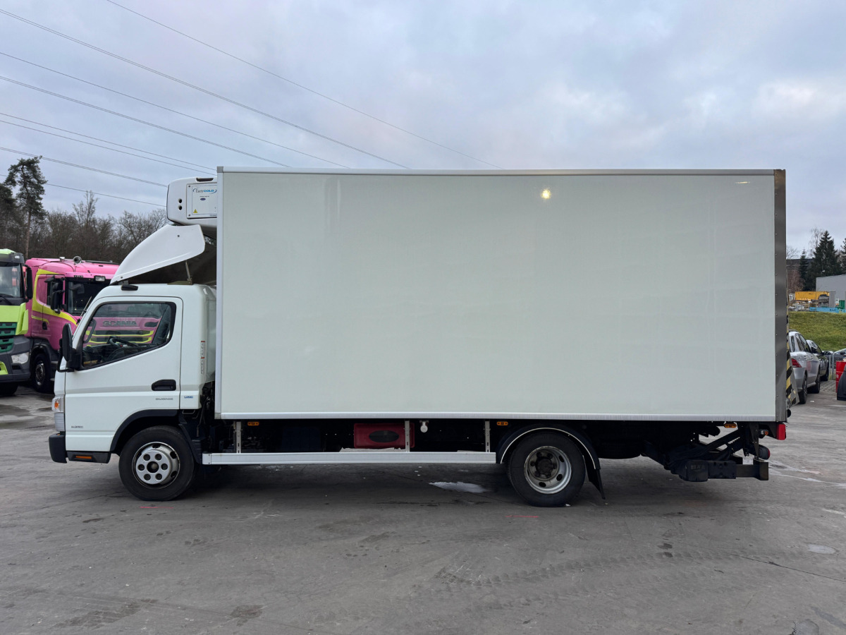 Camion frigorifique MITSUBISHI Fuso 7C18 Tiefkühler Carrier Supra 550: photos 8 Camion frigorifique MITSUBISHI Fuso 7C18 Tiefkühler Carrier Supra 550: photos 8