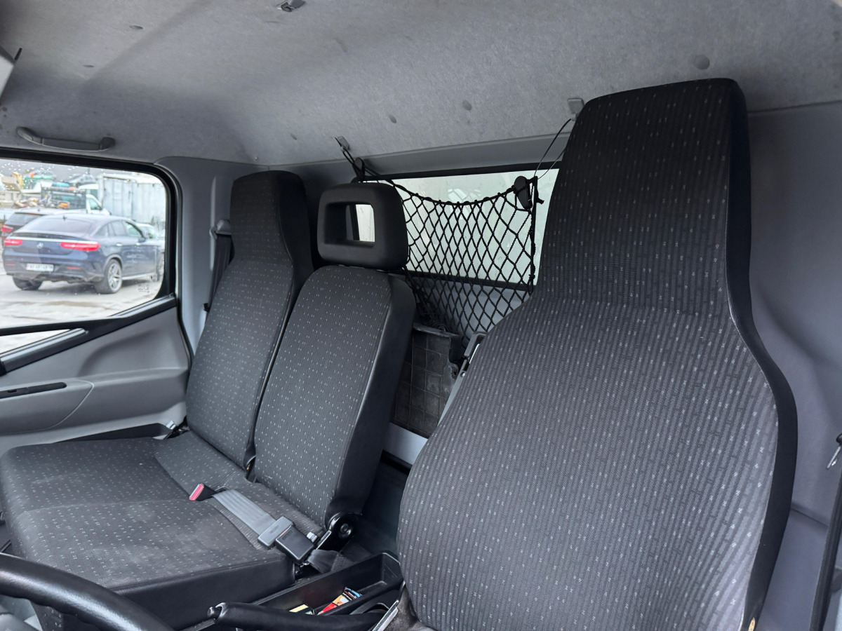 Camion frigorifique MITSUBISHI Fuso 7C18 Tiefkühler Carrier Supra 550: photos 10 Camion frigorifique MITSUBISHI Fuso 7C18 Tiefkühler Carrier Supra 550: photos 10