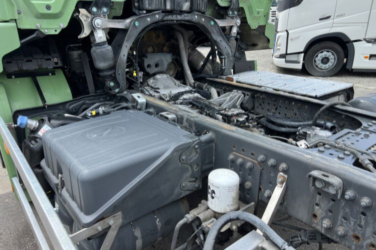 Crédit-bail de Mercedes-Benz Actros 2543 6x2  Mercedes-Benz Actros 2543 6x2: photos 14