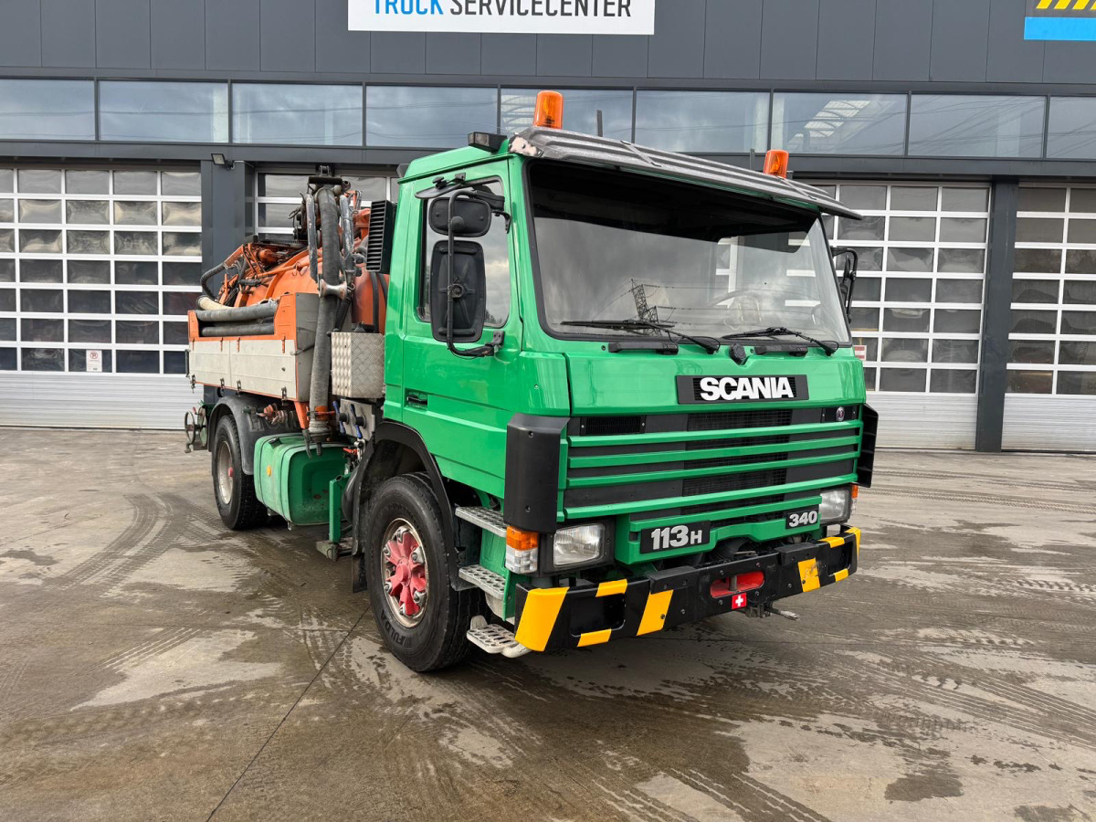 SCANIA 113 4x2 Kaiser Saugwagen - Camion hydrocureur: photos 3 SCANIA 113 4x2 Kaiser Saugwagen - Camion hydrocureur: photos 3