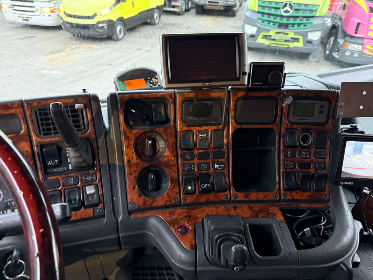 Crédit-bail de SCANIA 164 580 V8 4x2 SCANIA 164 580 V8 4x2: photos 16 Crédit-bail de SCANIA 164 580 V8 4x2 SCANIA 164 580 V8 4x2: photos 16