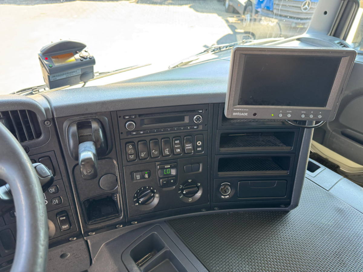 Châssis cabine SCANIA P400 4x2 Chassis: photos 15