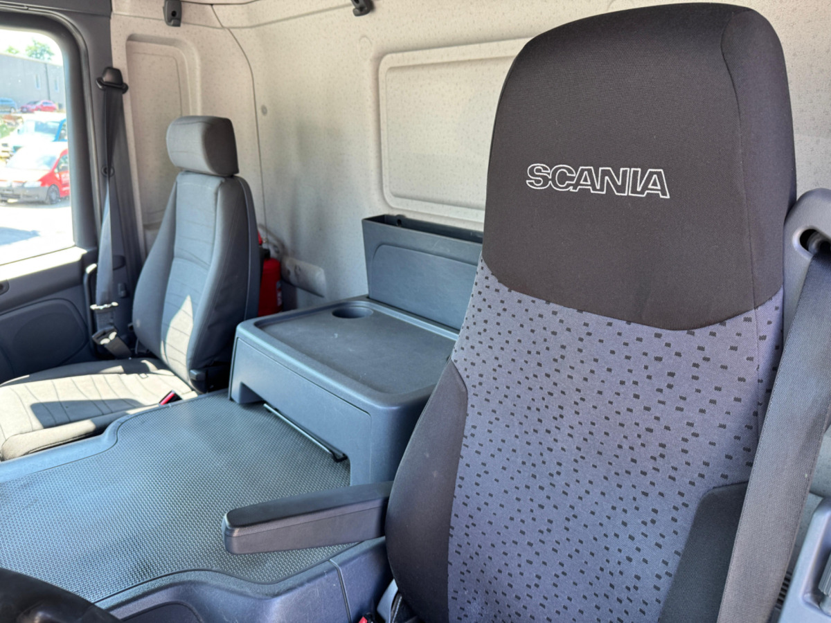 Châssis cabine SCANIA P400 4x2 Chassis: photos 12