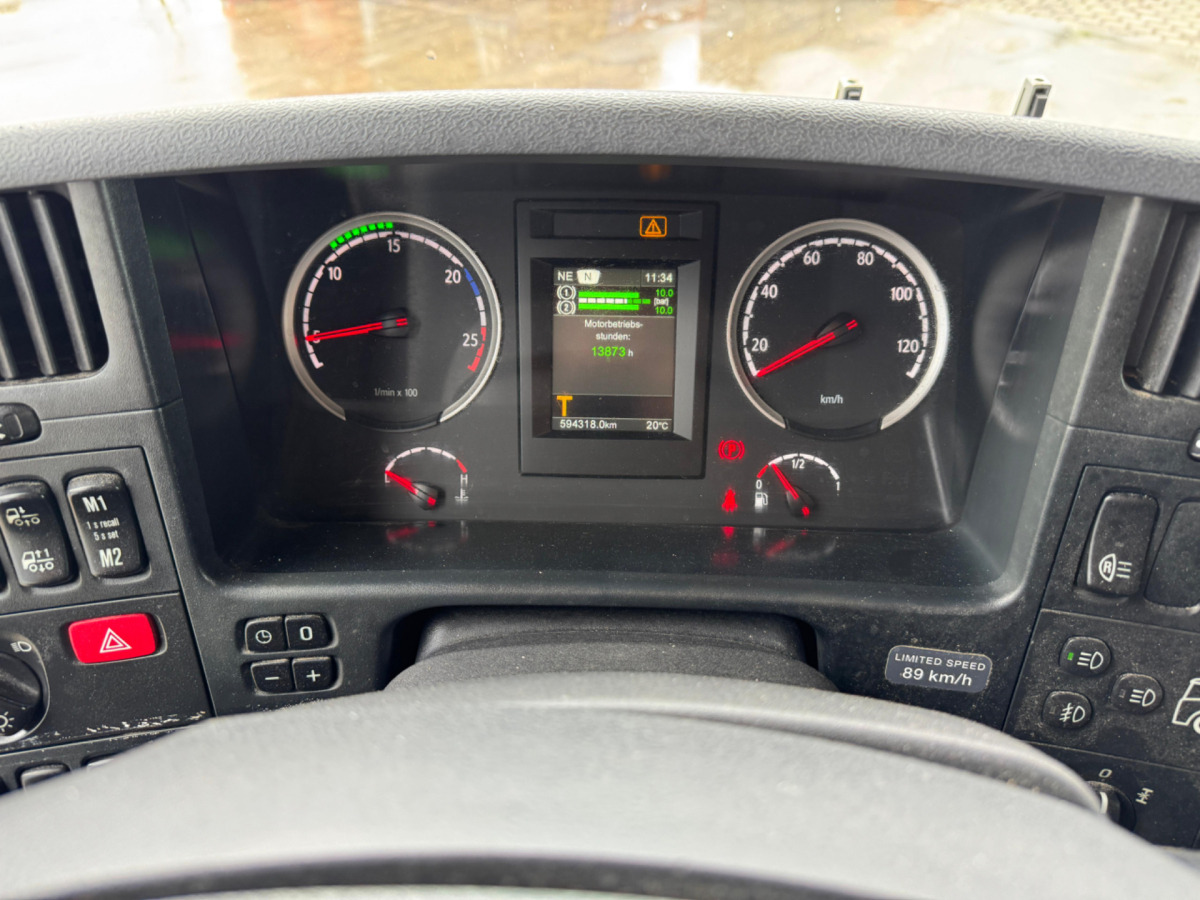 Camion citerne SCANIA P450 4x2 Jansky 10500: photos 19