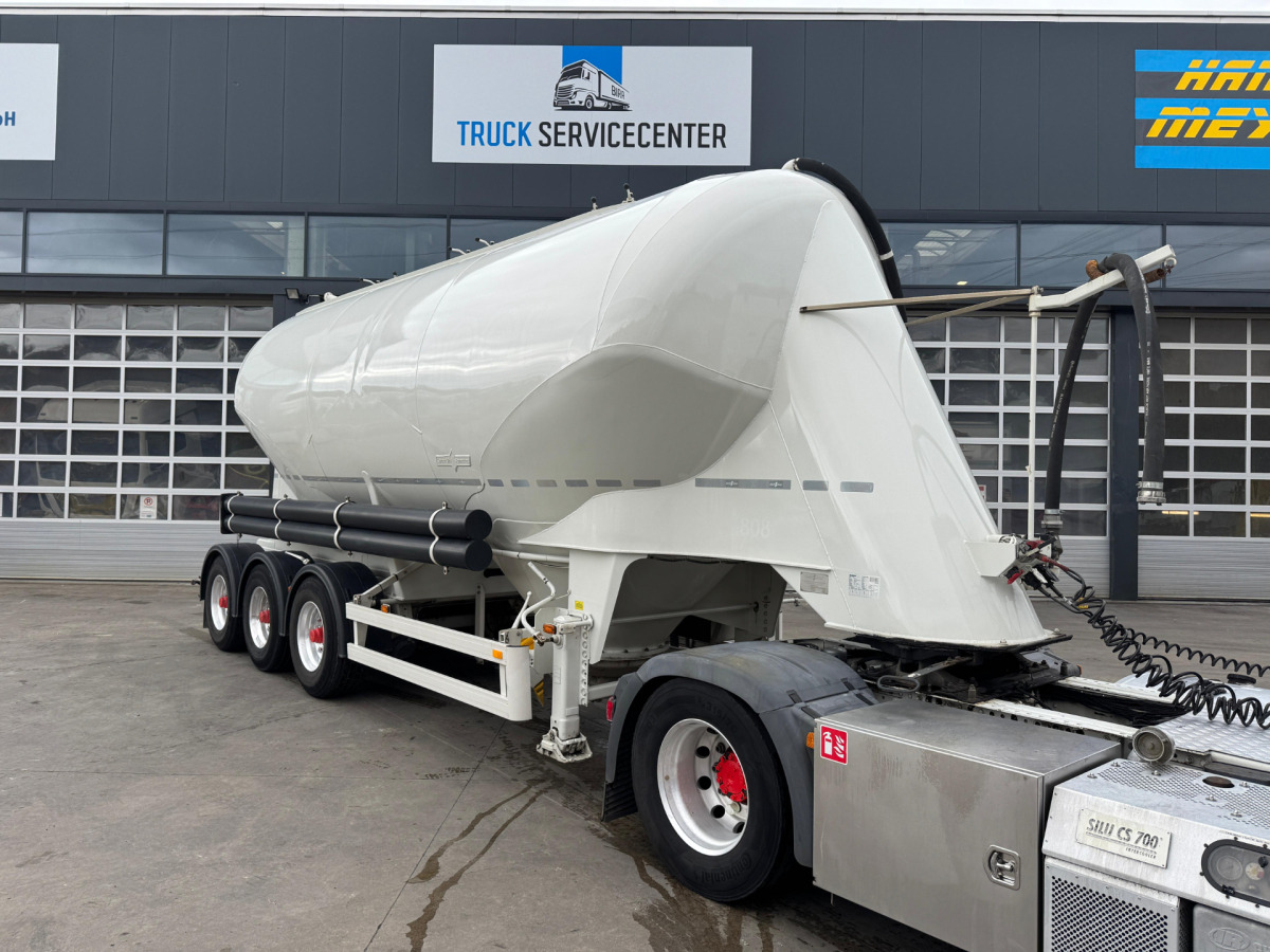 SPITZER 34m3 - Citerne pulvérulente: photos 2 SPITZER 34m3 - Citerne pulvérulente: photos 2