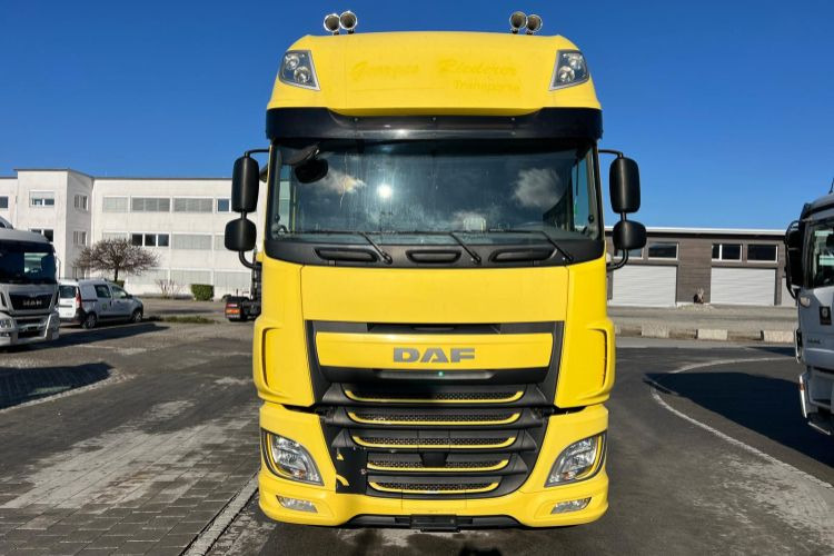 DAF XF510 4x2 - Tracteur routier: photos 2 DAF XF510 4x2 - Tracteur routier: photos 2