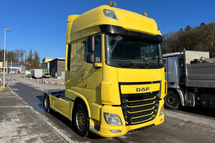 DAF XF510 4x2 - Tracteur routier: photos 3 DAF XF510 4x2 - Tracteur routier: photos 3