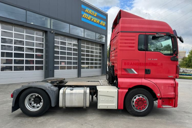 MAN TGX 18.440 XL C1452 - Tracteur routier: photos 4 MAN TGX 18.440 XL C1452 - Tracteur routier: photos 4