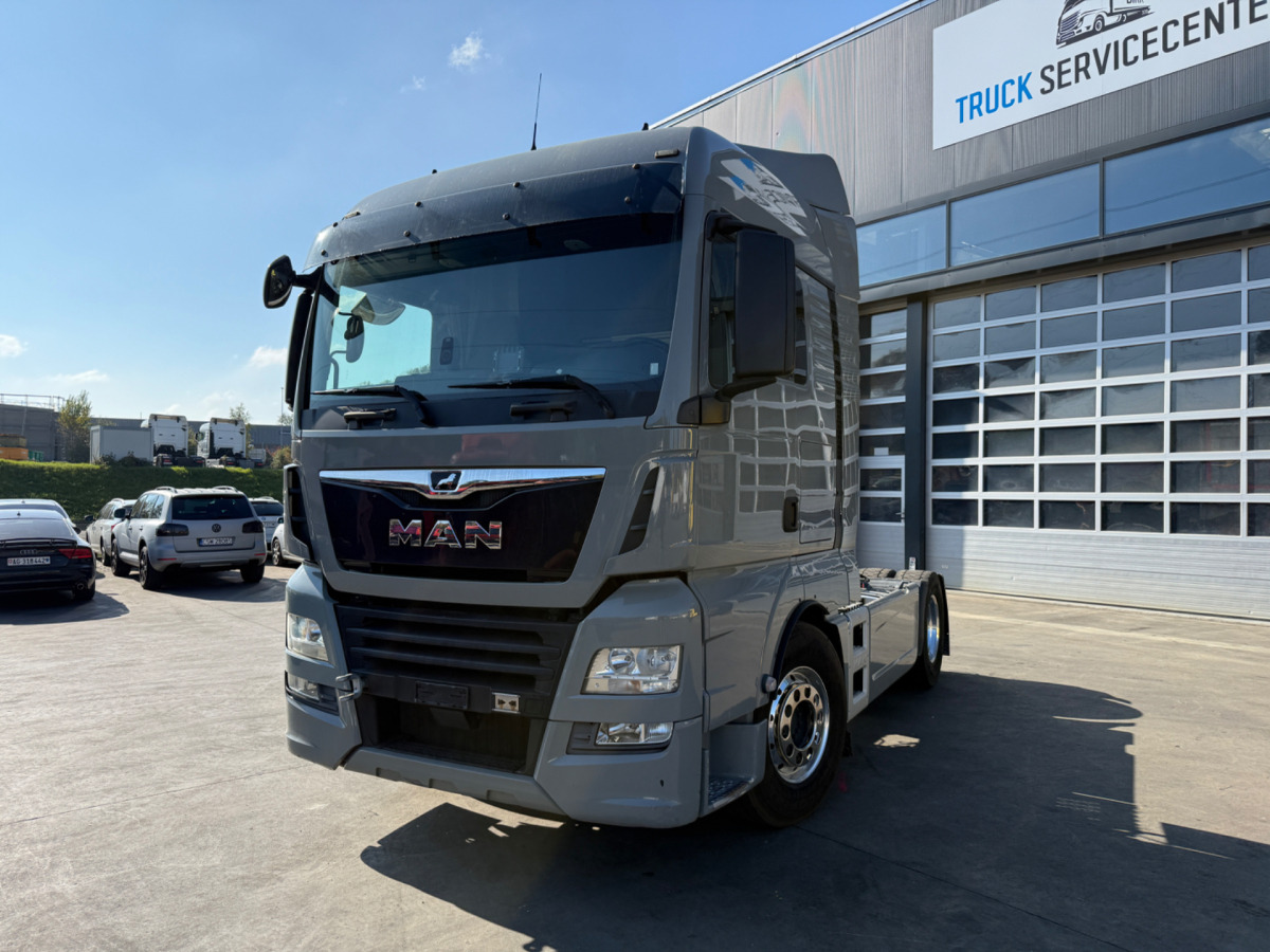 MAN TGX 18.500 4x2 (Engine defect) - Tracteur routier: photos 1 MAN TGX 18.500 4x2 (Engine defect) - Tracteur routier: photos 1