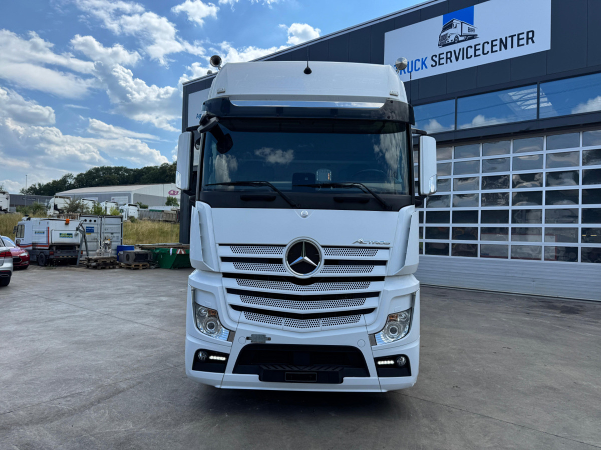 MERCEDES Actros 1853 4x2 - Tracteur routier: photos 2 MERCEDES Actros 1853 4x2 - Tracteur routier: photos 2