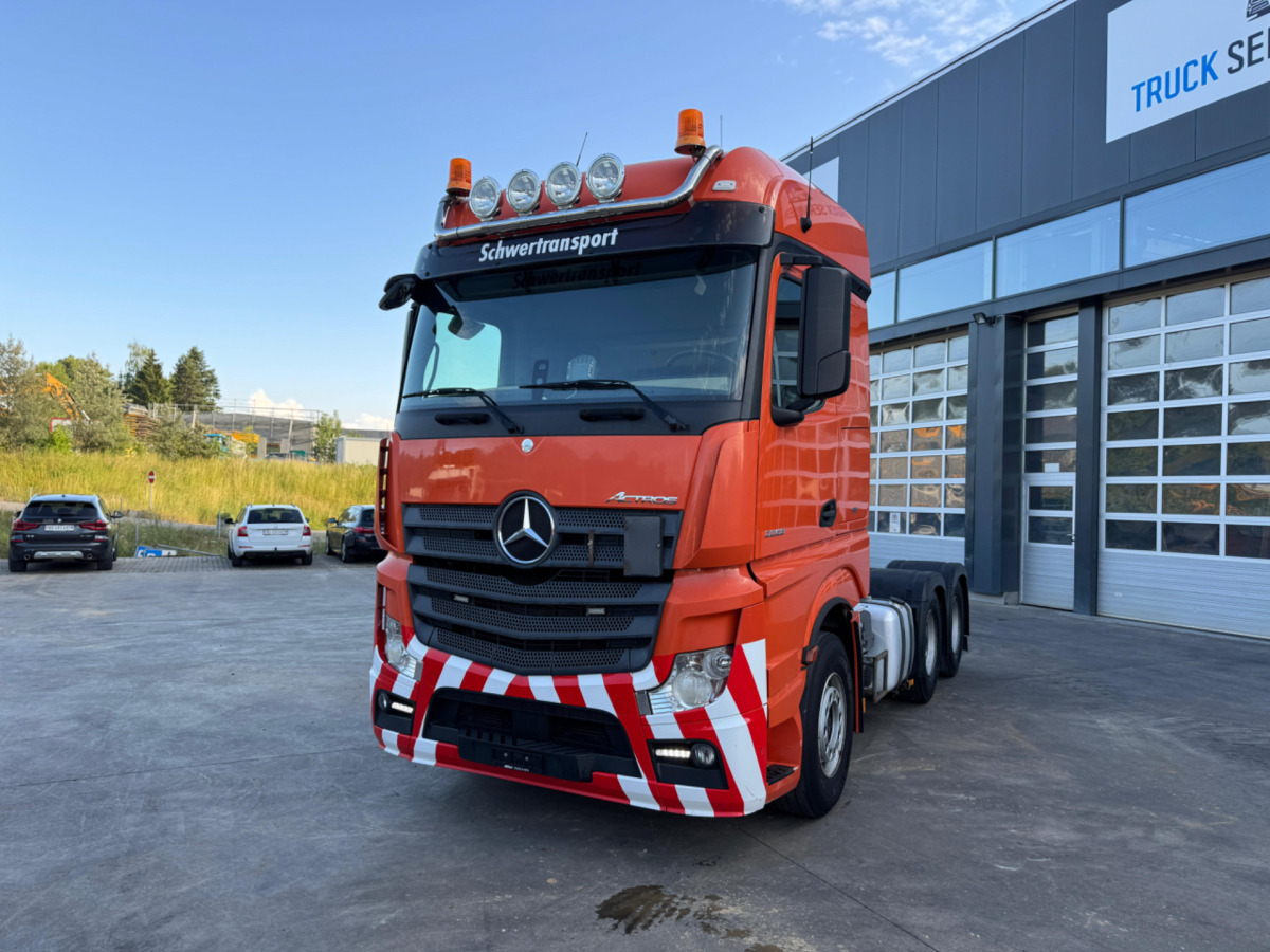 MERCEDES Actros 3358 6x4 120T - Tracteur routier: photos 1 MERCEDES Actros 3358 6x4 120T - Tracteur routier: photos 1
