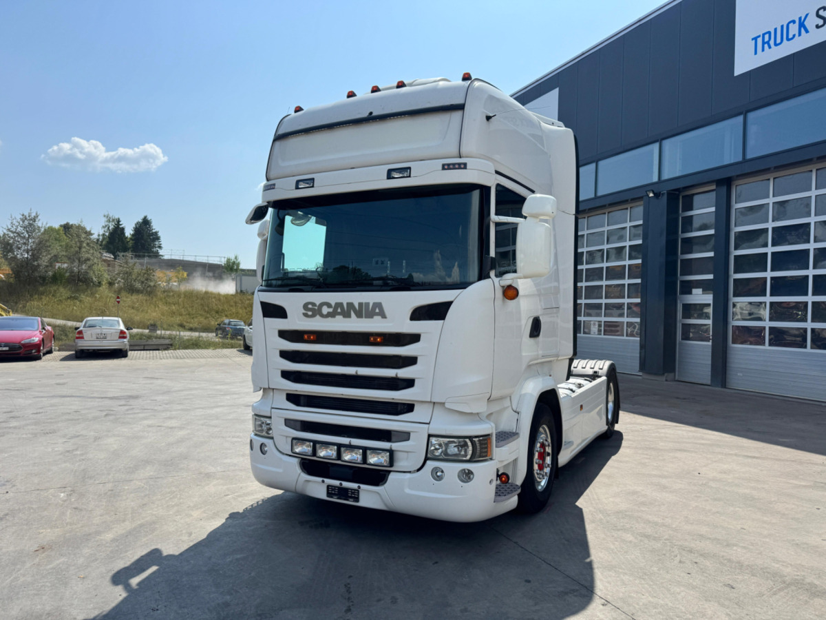 SCANIA R450 4x2 2x Tank 1000L - Tracteur routier: photos 1 SCANIA R450 4x2 2x Tank 1000L - Tracteur routier: photos 1