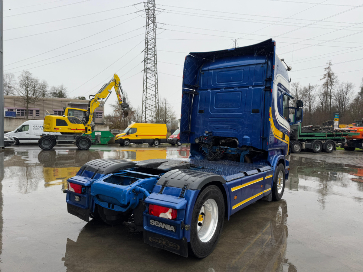 SCANIA R620 V8 Analog Tacho - Tracteur routier: photos 5 SCANIA R620 V8 Analog Tacho - Tracteur routier: photos 5