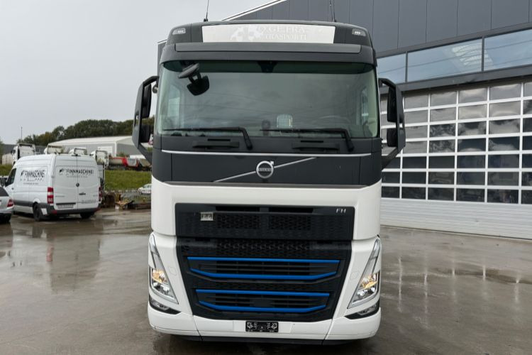 Volvo FH-460 4x2 Retarder C1340 - Tracteur routier: photos 2 Volvo FH-460 4x2 Retarder C1340 - Tracteur routier: photos 2