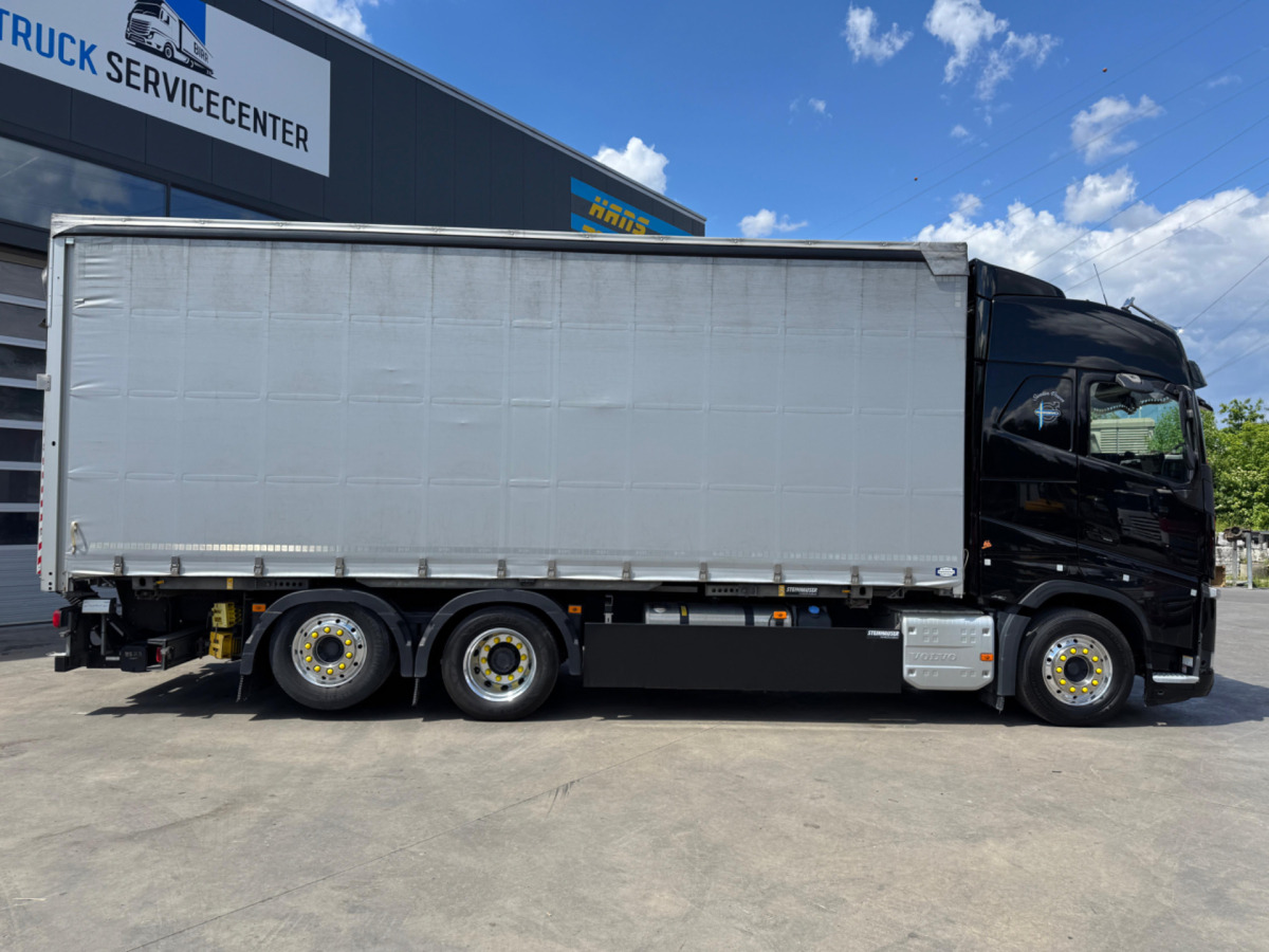 VOLVO FH-540 6x2 - Camion à rideaux coulissants: photos 4 VOLVO FH-540 6x2 - Camion à rideaux coulissants: photos 4