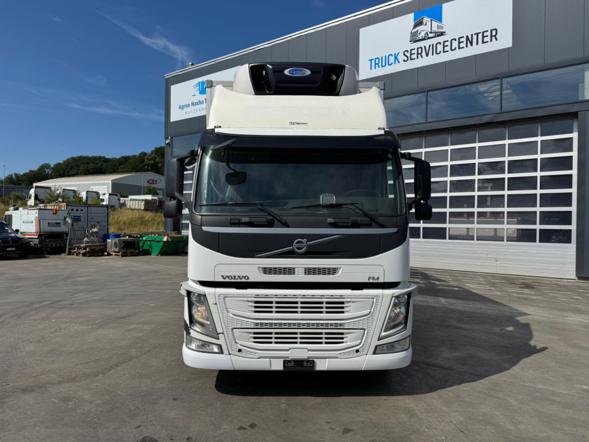 VOLVO FM-410 4x2 Carrier Supra 750 - Camion frigorifique: photos 2 VOLVO FM-410 4x2 Carrier Supra 750 - Camion frigorifique: photos 2