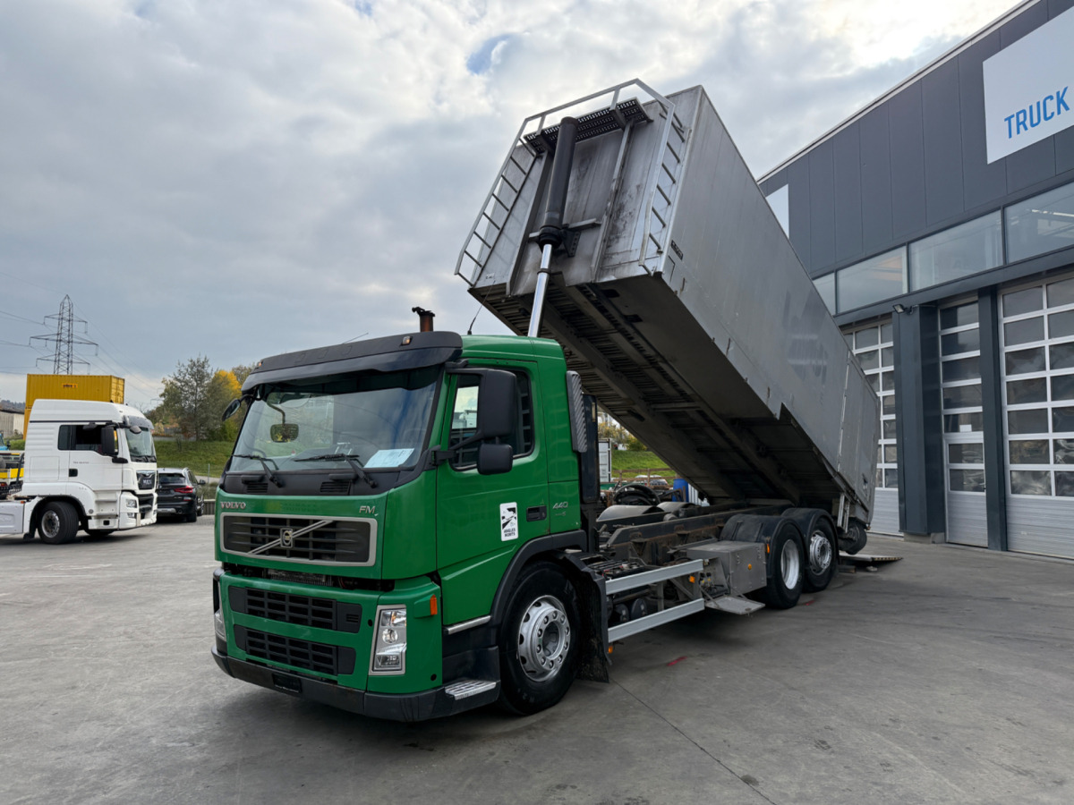 VOLVO FM-440 6x2 Getreidekipper - Camion benne: photos 2 VOLVO FM-440 6x2 Getreidekipper - Camion benne: photos 2