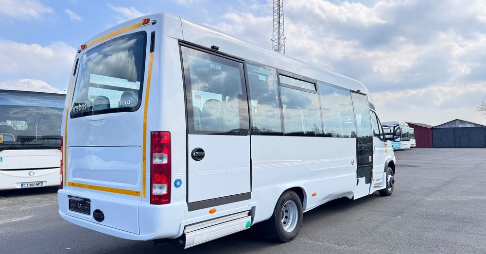 Irisbus Iveco / DURISOTTI / -28miejsc /euro5/ mała klima / winda / 114000 zł netto - Minibus, Transport de personnes: photos 4 Irisbus Iveco / DURISOTTI / -28miejsc /euro5/ mała klima / winda / 114000 zł netto - Minibus, Transport de personnes: photos 4