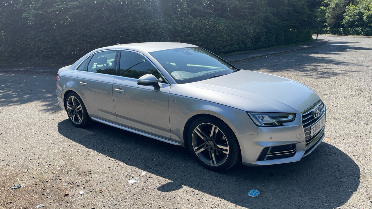 AUDI A4 1.4T FSI S Line 150Ps - Berline: photos 1 AUDI A4 1.4T FSI S Line 150Ps - Berline: photos 1