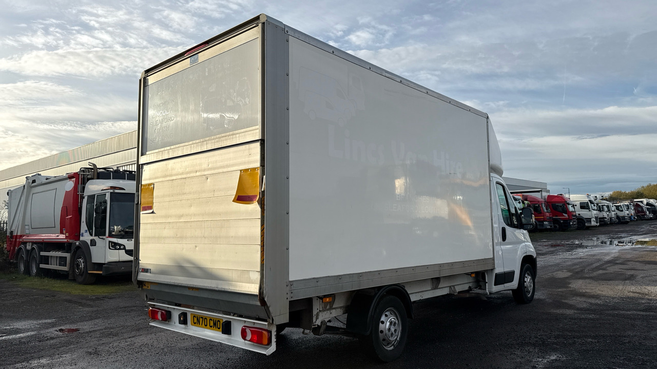 CITROEN RELAY 35 2.2 BlueHDi 140ps - Fourgon grand volume: photos 4 CITROEN RELAY 35 2.2 BlueHDi 140ps - Fourgon grand volume: photos 4