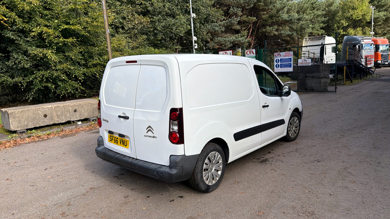 Citroen Berlingo 625 Enterprise 1.6 BlueHDi 75ps - Fourgonnette: photos 4 Citroen Berlingo 625 Enterprise 1.6 BlueHDi 75ps - Fourgonnette: photos 4