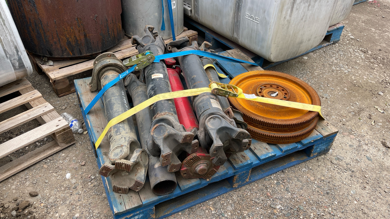 DAF DRIVE SHAFTS (PALLET OF) - Matériel de chantier: photos 1 DAF DRIVE SHAFTS (PALLET OF) - Matériel de chantier: photos 1