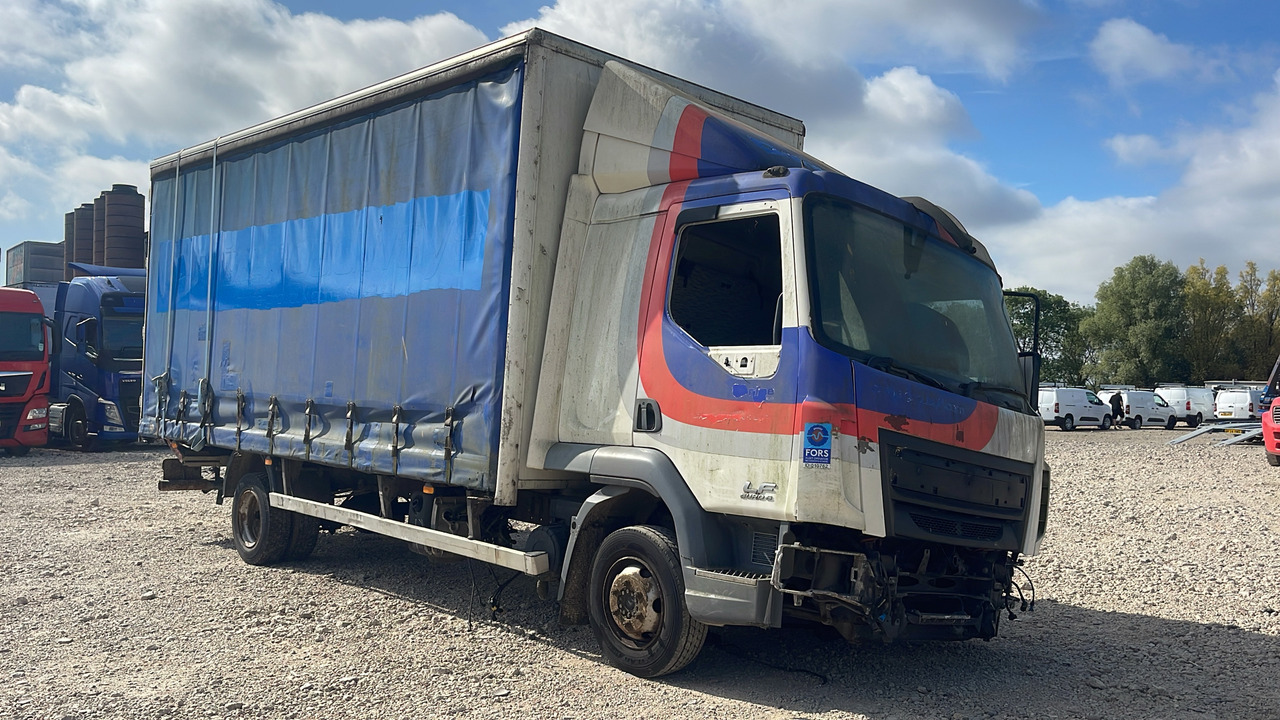 DAF LF 180 - Camion à rideaux coulissants: photos 1 DAF LF 180 - Camion à rideaux coulissants: photos 1