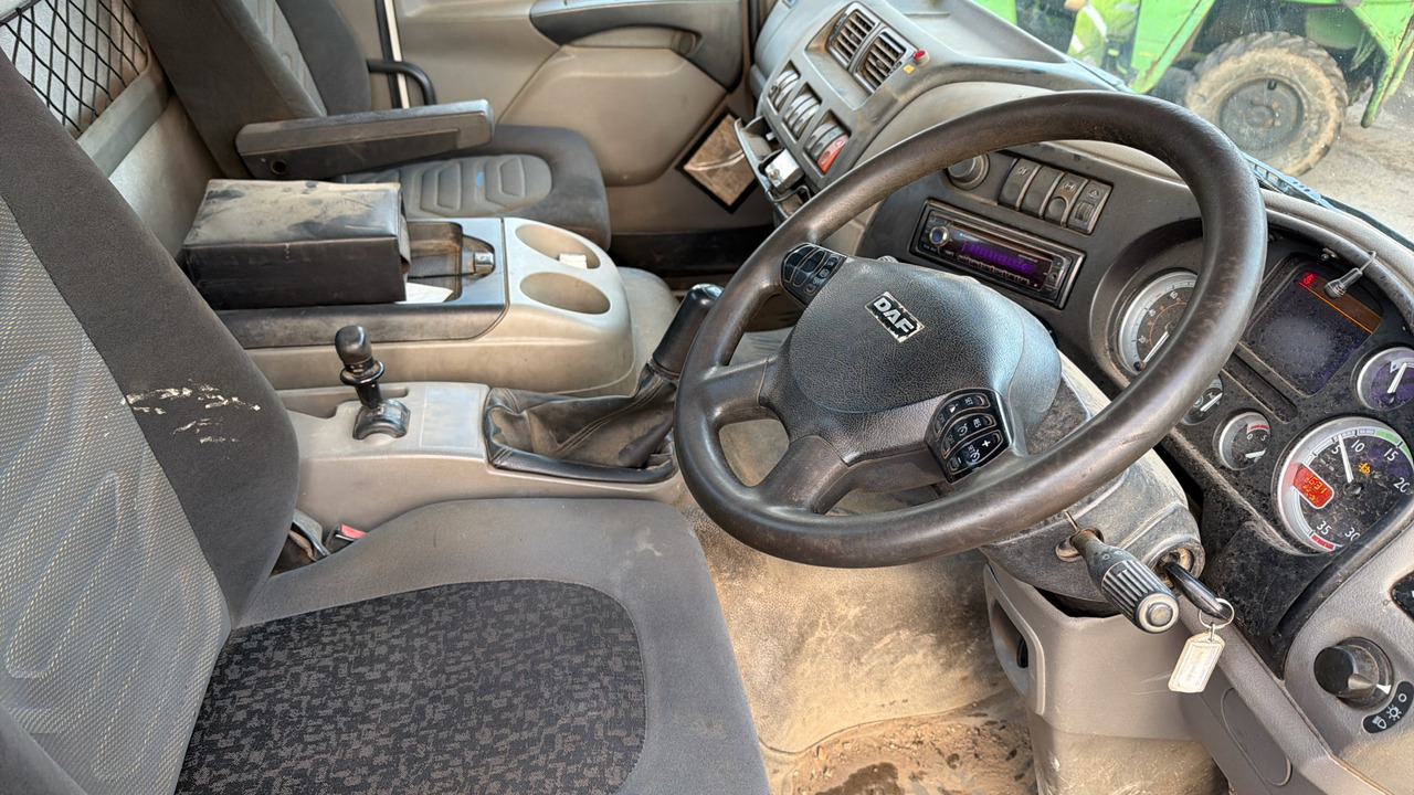 DAF LF 55.250 - Camion multibenne: photos 5 DAF LF 55.250 - Camion multibenne: photos 5