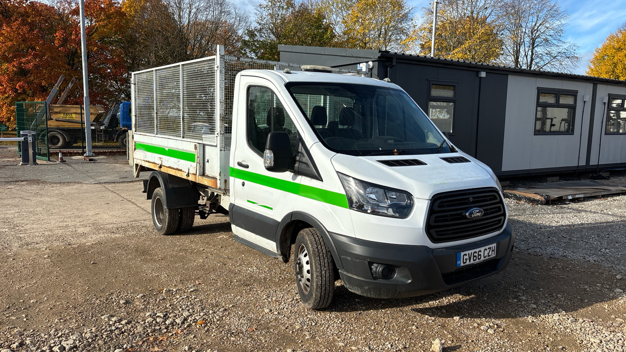 FORD TRANSIT 350 2.0 TDCI 130PS - Utilitaire benne: photos 1 FORD TRANSIT 350 2.0 TDCI 130PS - Utilitaire benne: photos 1