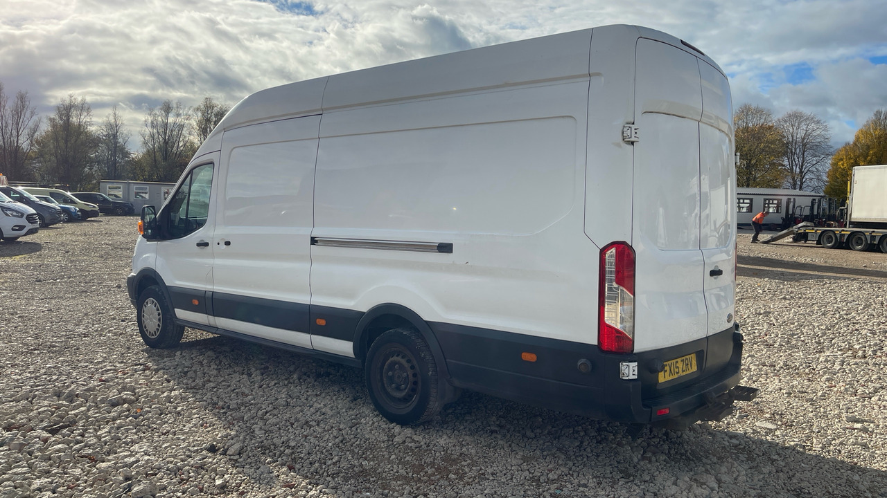 FORD TRANSIT 350 2.2 TDCI 125PS - Fourgon utilitaire: photos 3 FORD TRANSIT 350 2.2 TDCI 125PS - Fourgon utilitaire: photos 3
