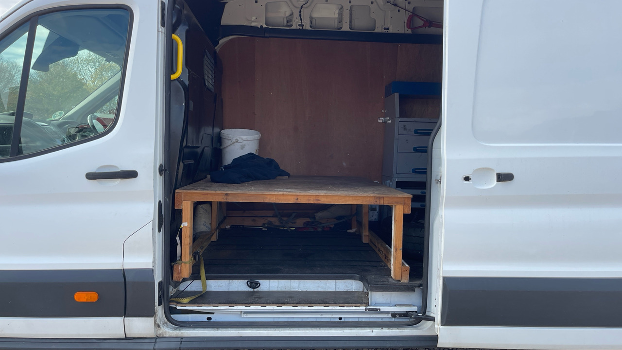 Fourgon utilitaire FORD TRANSIT 350 2.2 TDCI 125PS: photos 18
