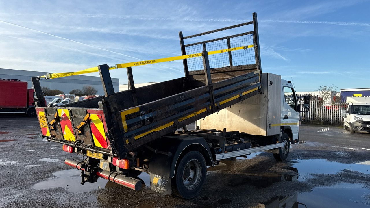FUSO CANTER 7C15 - Camion benne: photos 4 FUSO CANTER 7C15 - Camion benne: photos 4
