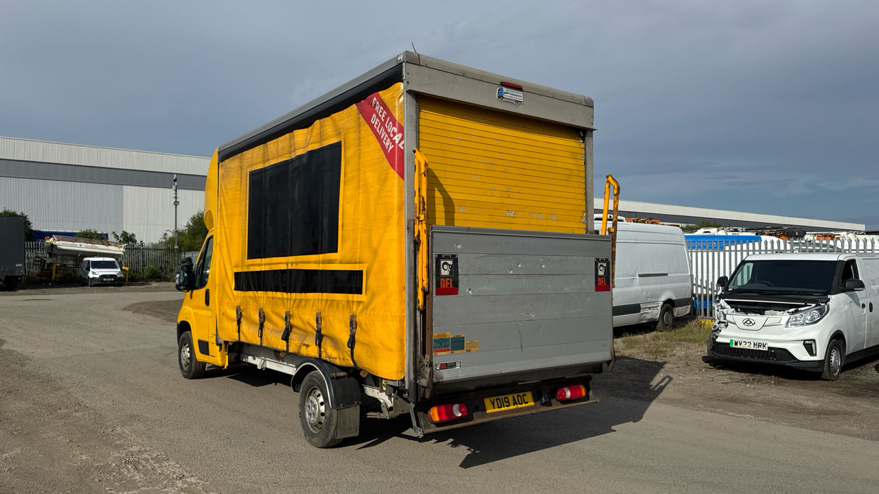 Fiat Ducato 35 2.3 MULTIJET 130PS - Fourgon grand volume: photos 4 Fiat Ducato 35 2.3 MULTIJET 130PS - Fourgon grand volume: photos 4