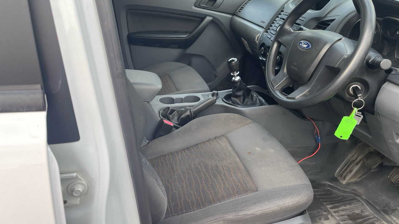 Ford Ranger XL 2.2 TDCI 150 - Pick-up, Utilitaire double cabine: photos 5 Ford Ranger XL 2.2 TDCI 150 - Pick-up, Utilitaire double cabine: photos 5